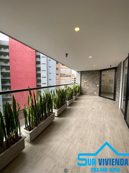 Apartamento en Arriendo en Loma De Las Brujas